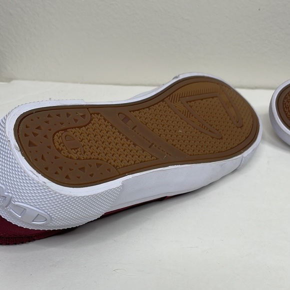Champion Rally Slip On Athletic Shoes‎ sz 8.5 Red - Picture 8 of 8